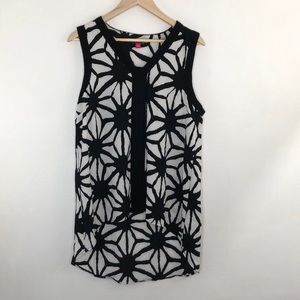 Vince Camuto Black White Sleeveless Tunic Tank
